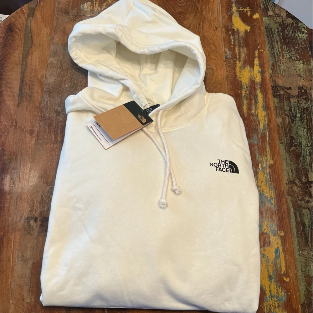NWT North Face Men’s Hoodie